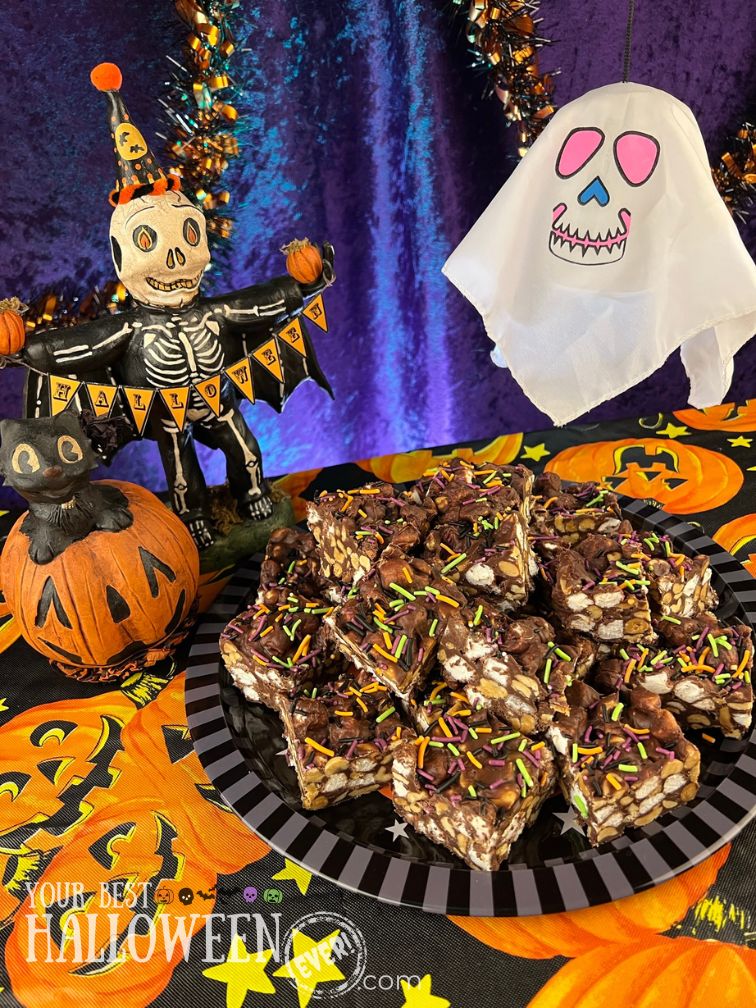 rocky road halloween squares, rocky road halloween squares recipe, vintage halloween recipe, halloween party recipes